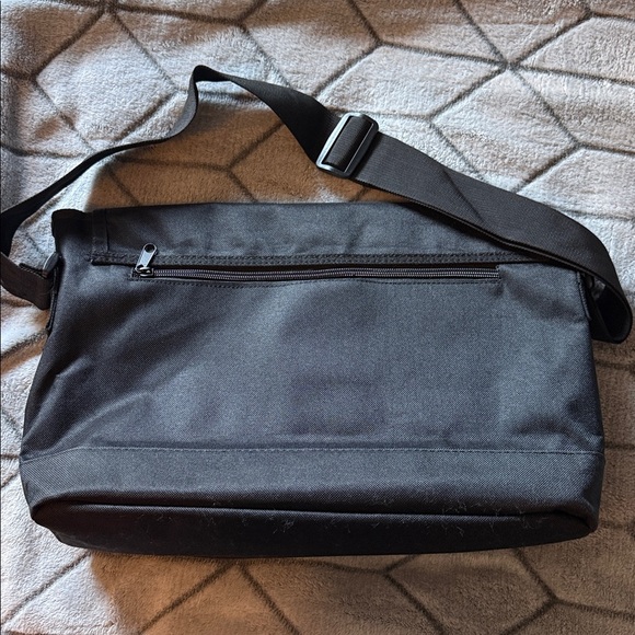 Taylor Swift 1989 World Tour Tote Bag Side Backpack Official Merch - Picture 3 of 3